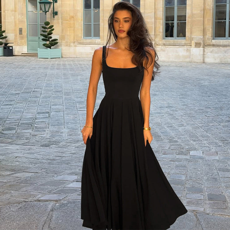Elegant Full-Length Dress (Schlichtes Abendkleid Mit Raffinesse)