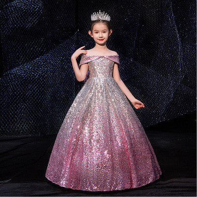 Girls elegant long tail dress (Elegantes Mädchen Kleid mit langem Rückensaum)