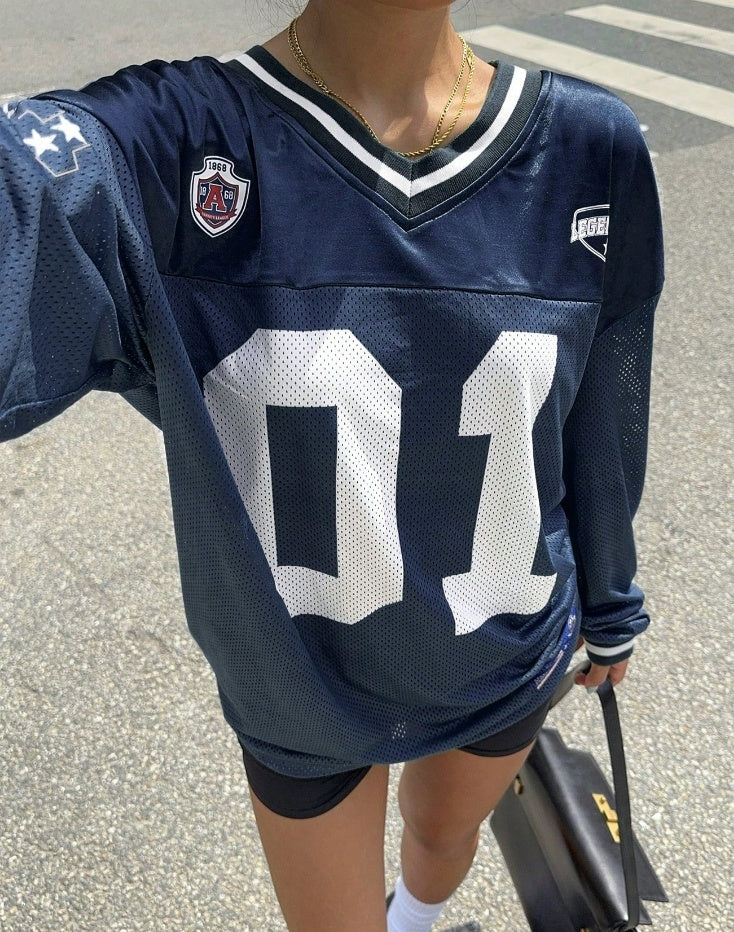 Sporty Stylish Women’s Shirt (Sportlich-Elegantes Damen-Shirt)