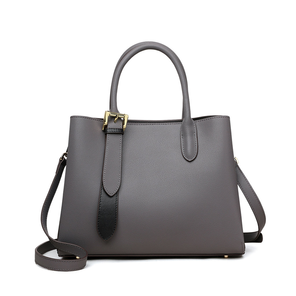 The Luxe Carry Leather Bag (Die Elegante Luxe-Carry-Ledertasche)