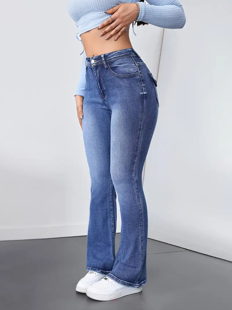 High-Fashion Slim Flared Pants (Figurbetonte Hose im High-Fashion-Style)