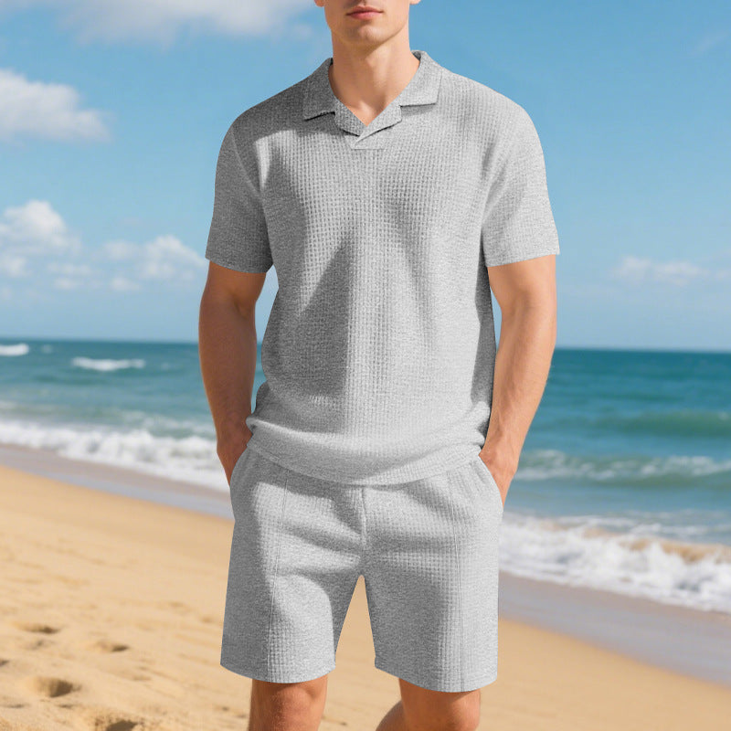 Relaxed Polo Short Set – Stylish & Comfortable (Entspanntes Polo-Set mit Shorts – Stilvoll & Komfortabel)