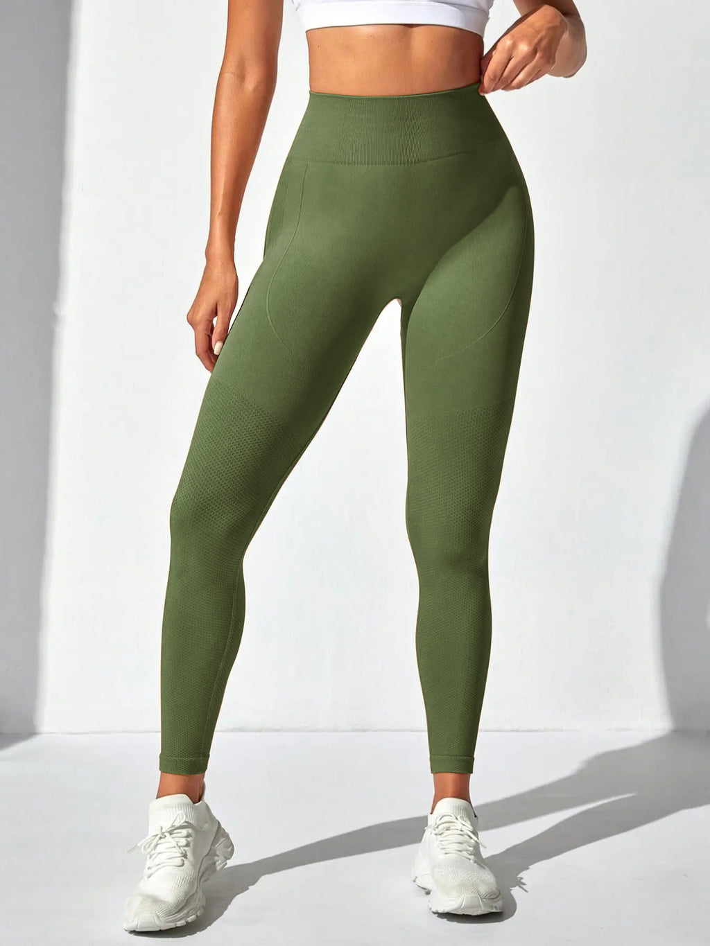 Breathable Attractive Sports Tights (Atmungsaktive Attraktive Sport-Leggins)