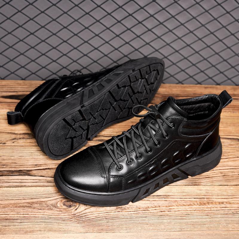 Louboutin-Inspired Stylish Shoes for Men (Stylische Herrenschuhe im Louboutin-Stil)