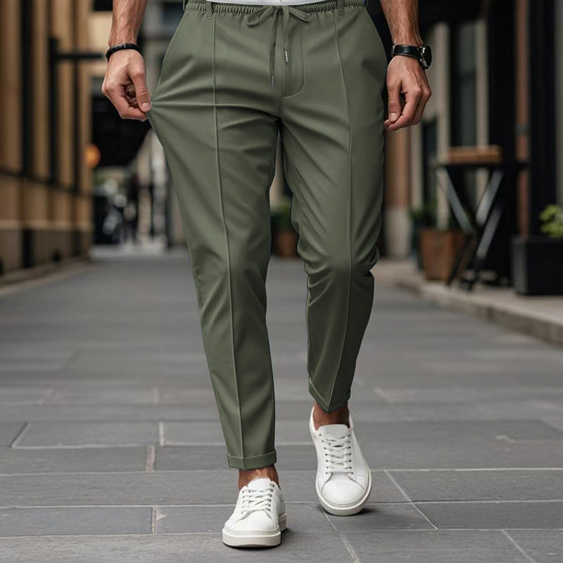 Classic Tapered Trousers – Modern Slim Fit (Klassische Herrenhosen - Moderner Slim-Fit Style)