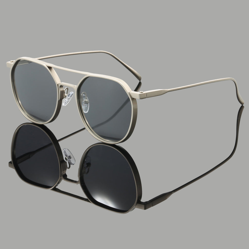Classic Sunglasses (Klassische Sonnenbrille)