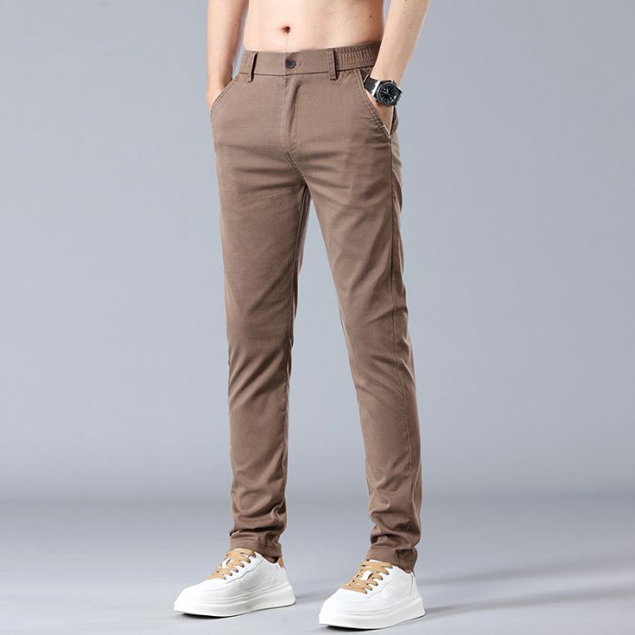 Slim Fit Effortlessly Stylish Pants (Figurbetone Hose – Mühelos Stylisch & Modern)