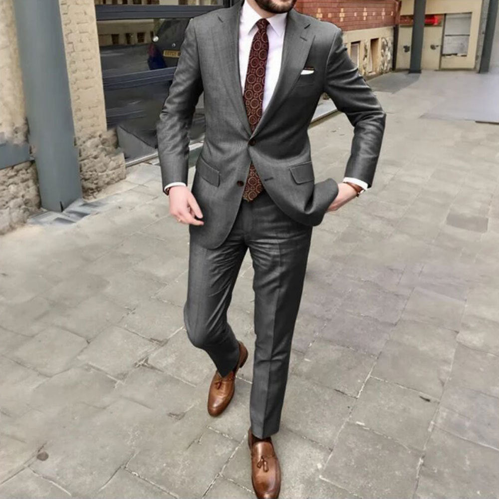 Classic Business Suit (Klassischer Business-Anzug)