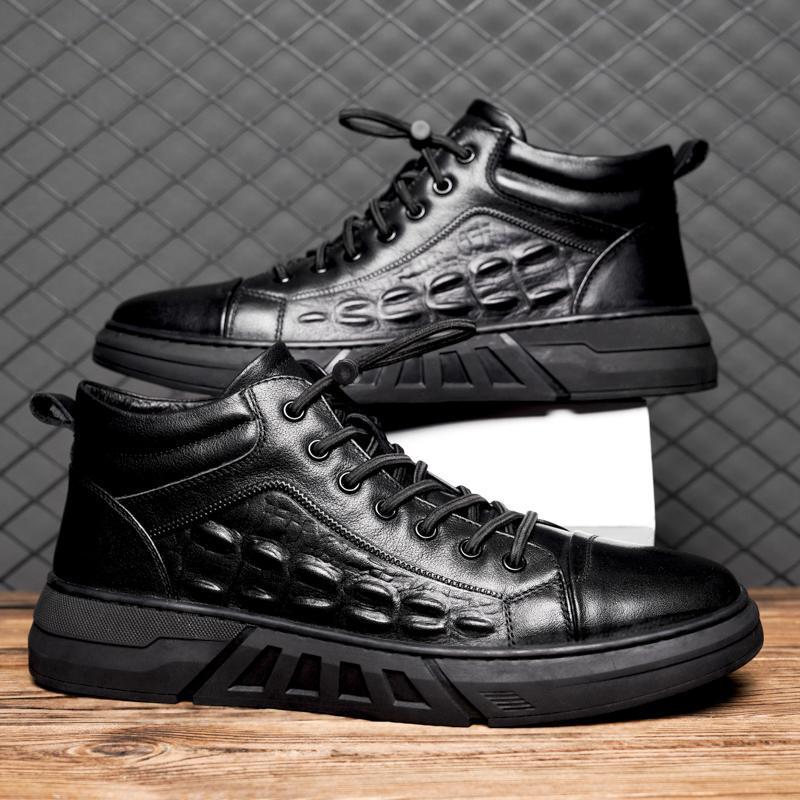 Louboutin-Inspired Stylish Shoes for Men (Stylische Herrenschuhe im Louboutin-Stil)