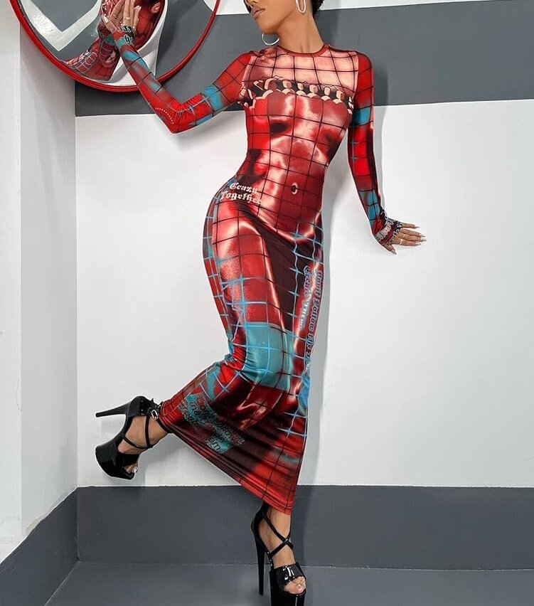 Long Sleeve Bodycon Dress (Eng Anliegendes Kleid)