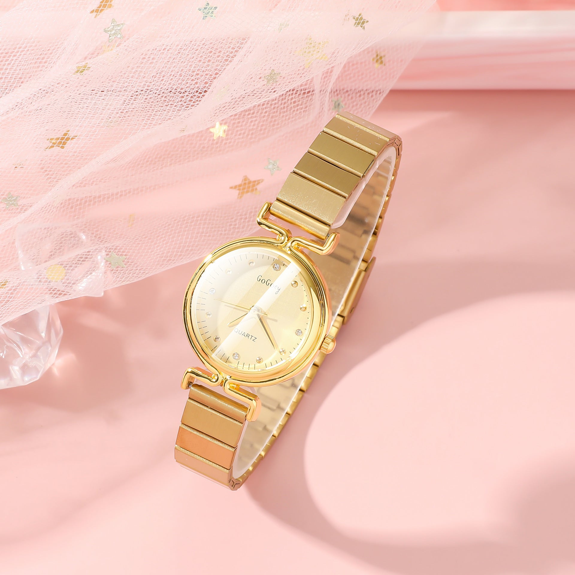 Elegant Ladies’ Set – Watch, Wallet & Sunglasses (Elegantes Damen-Set mit Uhr, Portemonnaie & Brille)