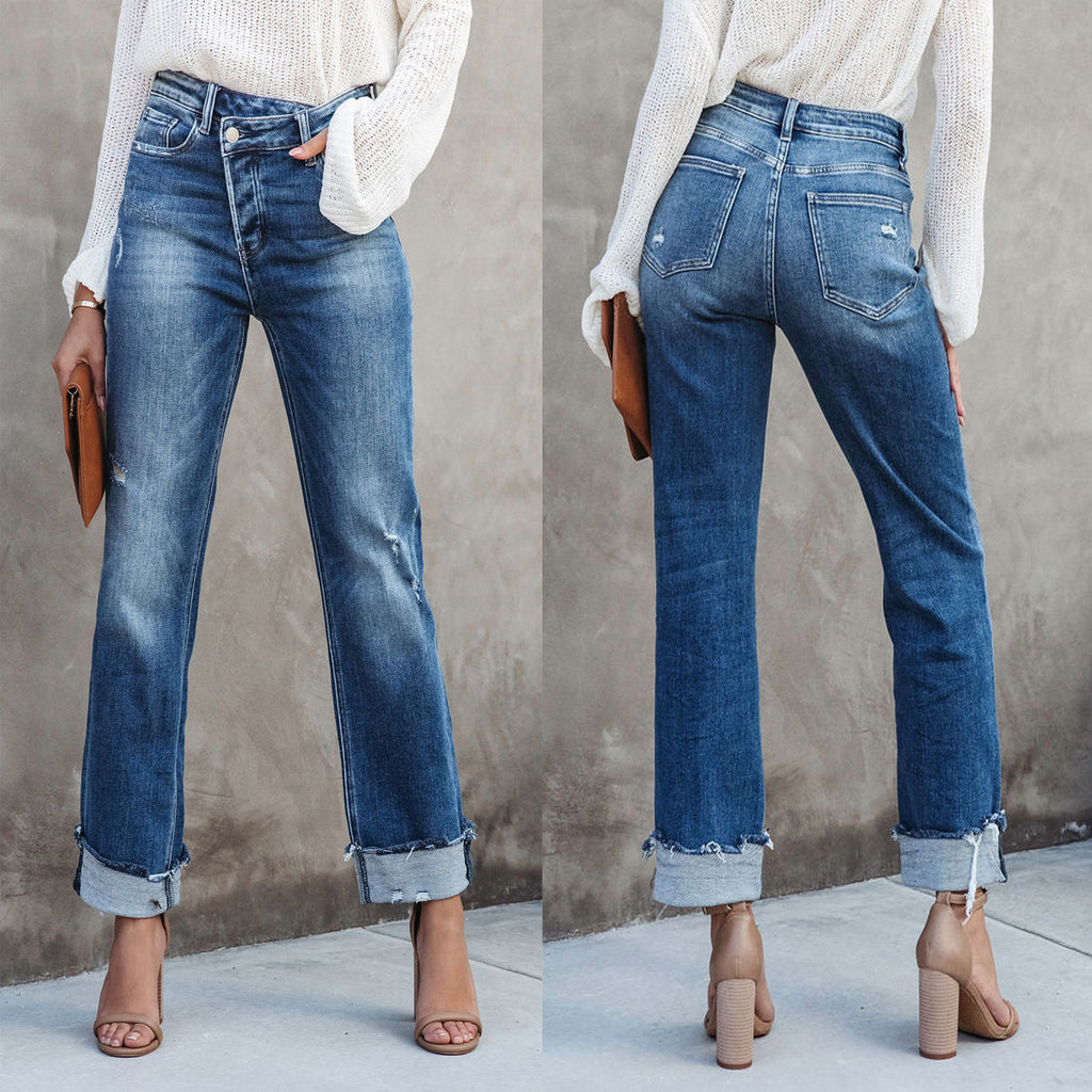 Classic Straight Denim (Klassische Jeans mit geradem Schnitt)