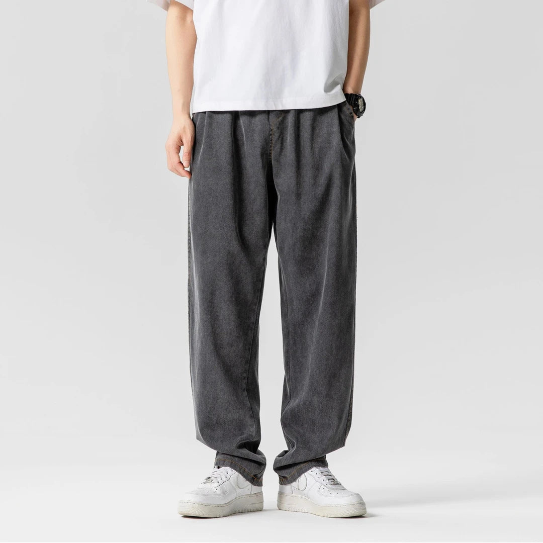 Timeless and Relaxed Jeans for Men (Klassische Bequeme Herren-Jeans)