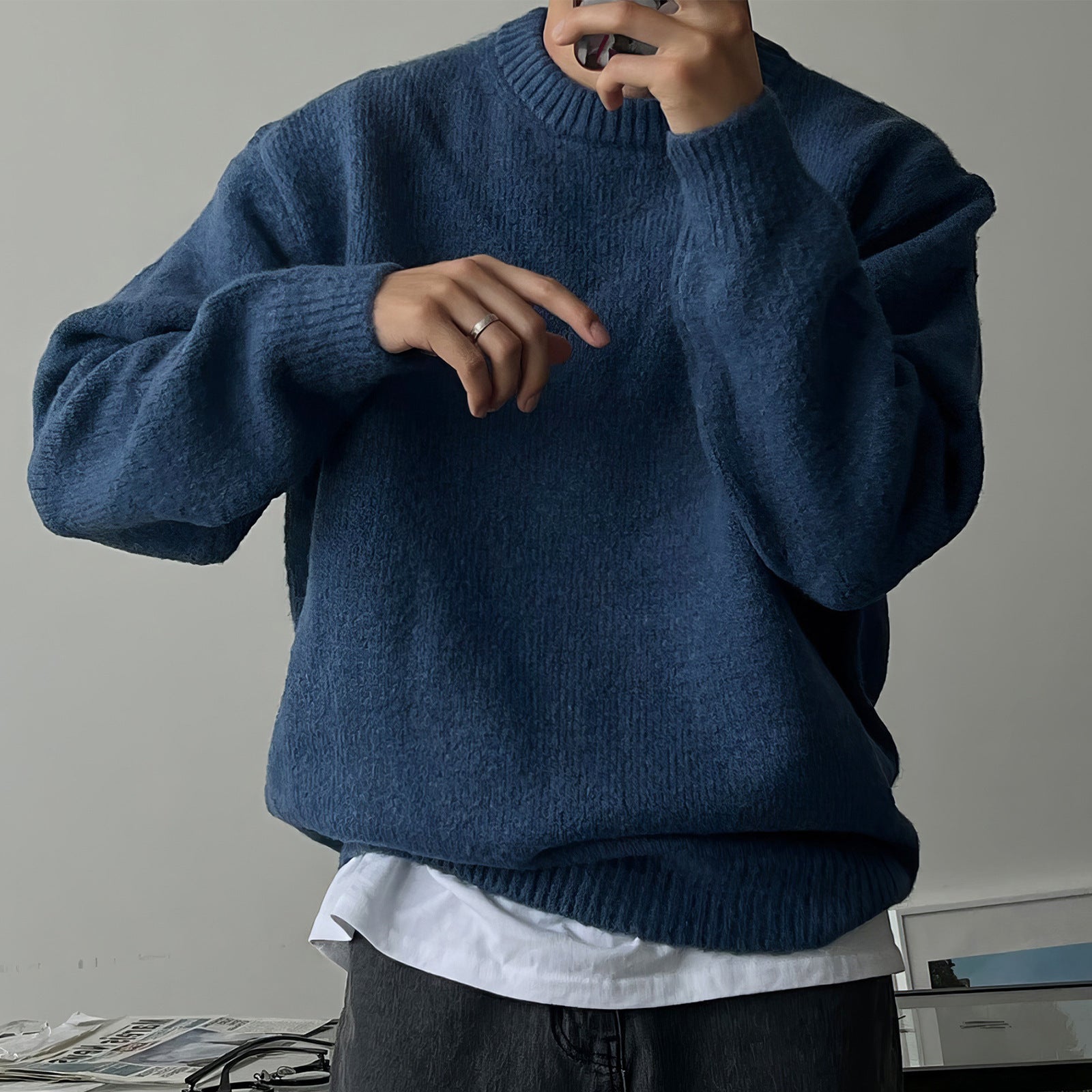 Modern Oversized Knit Sweater – Relaxed Fit (Cooler Oversized-Strickpullover Im Modernen Design)