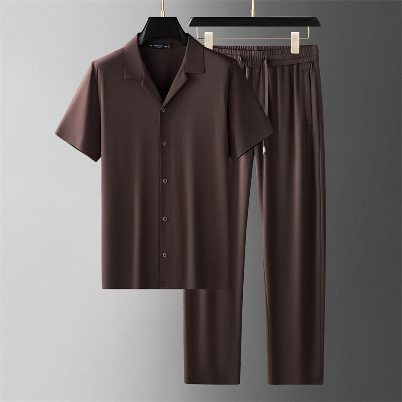 Elegant Shirt and Matching Pants - Set (Elegantes Hemd mit passenden Hosen)
