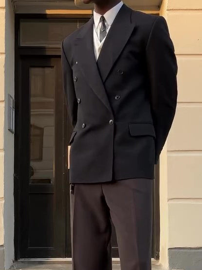 Timeless Black Blazer (Klassischer Schwarzer Blazer)