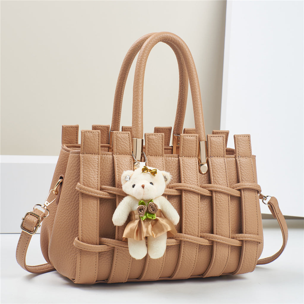 Fashionable Hand-Woven Handbag (Modische Handgemachte Handtasche)