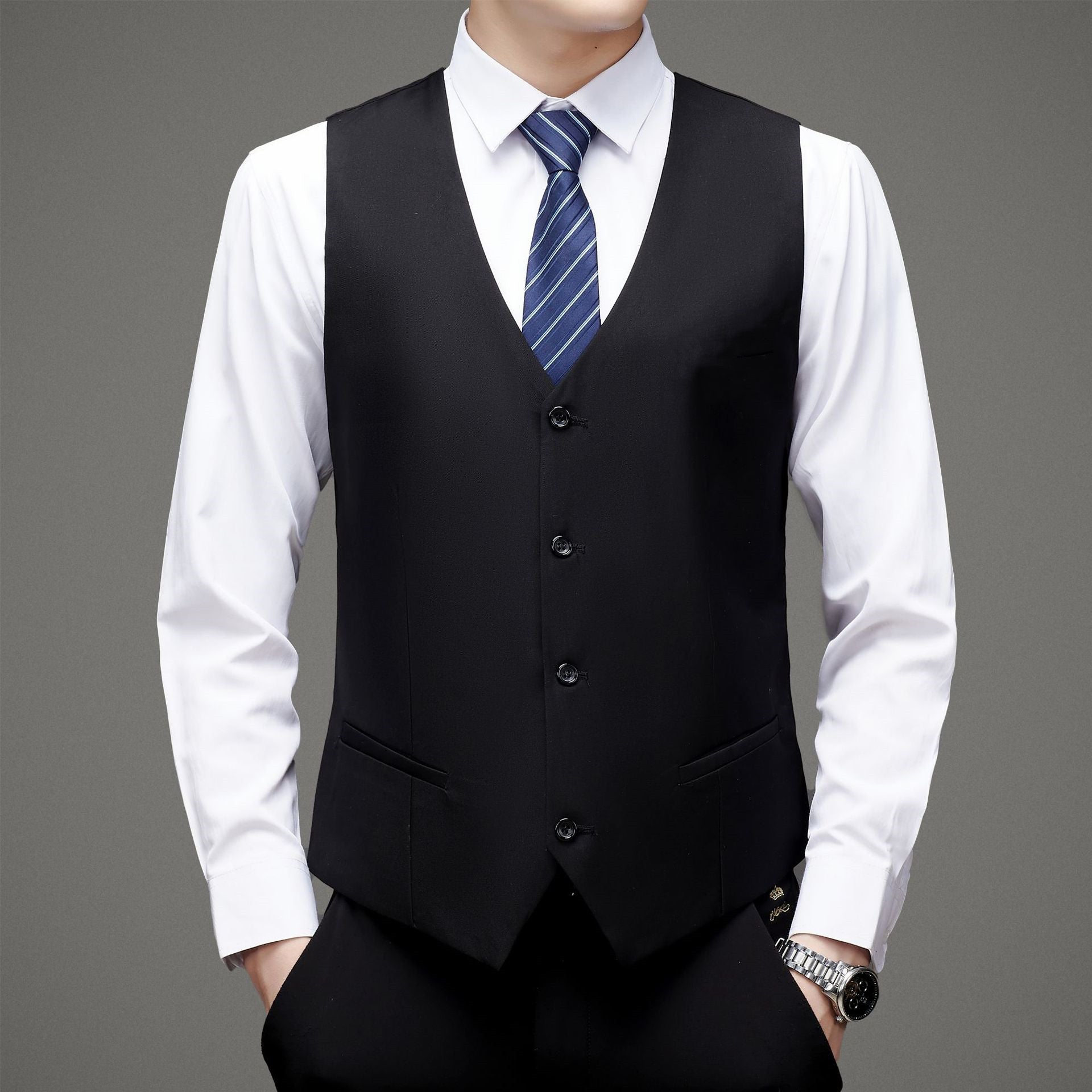 Elegant Suit Waistcoat – Slim Fit (Elegante Anzugweste - Figurbetont Geschnitten)