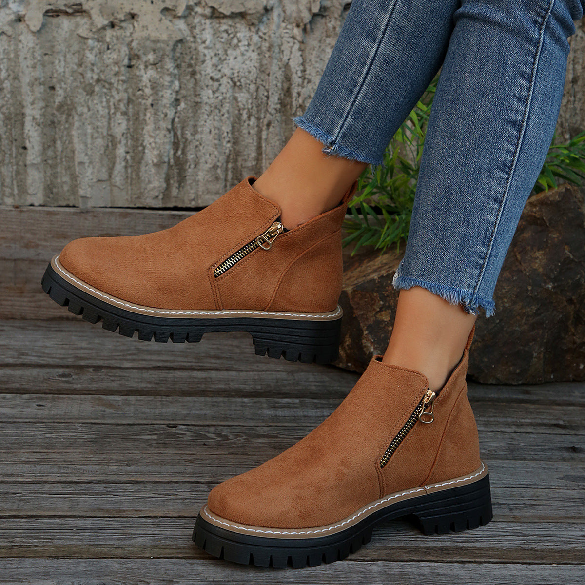 Stylish Suede Chelsea Booties (Stylische Chelsea-Boots aus Wildleder)
