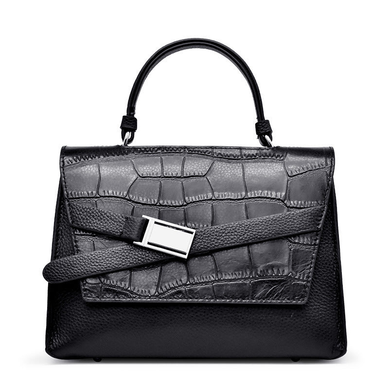 Classic Women's Bag in Alligator Leather Style (Klassische Damentasche im Krokodil-Leder-Style)