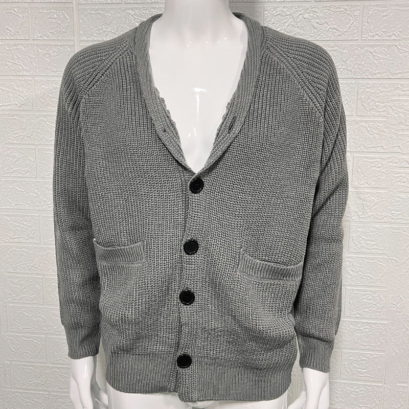 Classic Knit Pullover with Button Placket (Klassischer Strickpullover mit Knopfleiste)