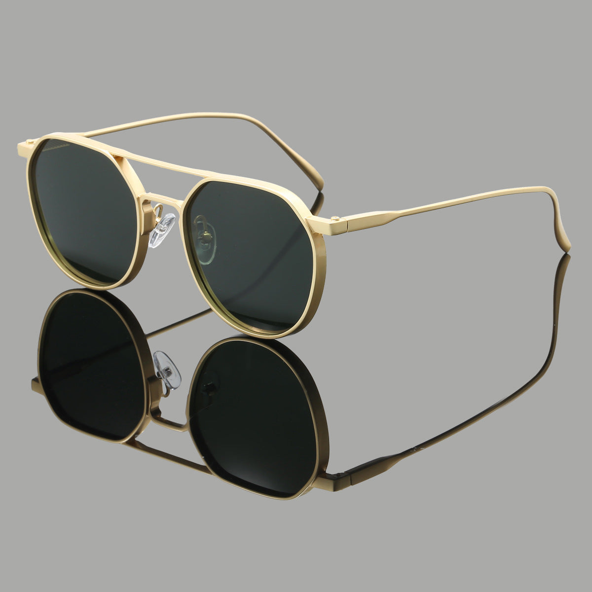 Classic Sunglasses (Klassische Sonnenbrille)