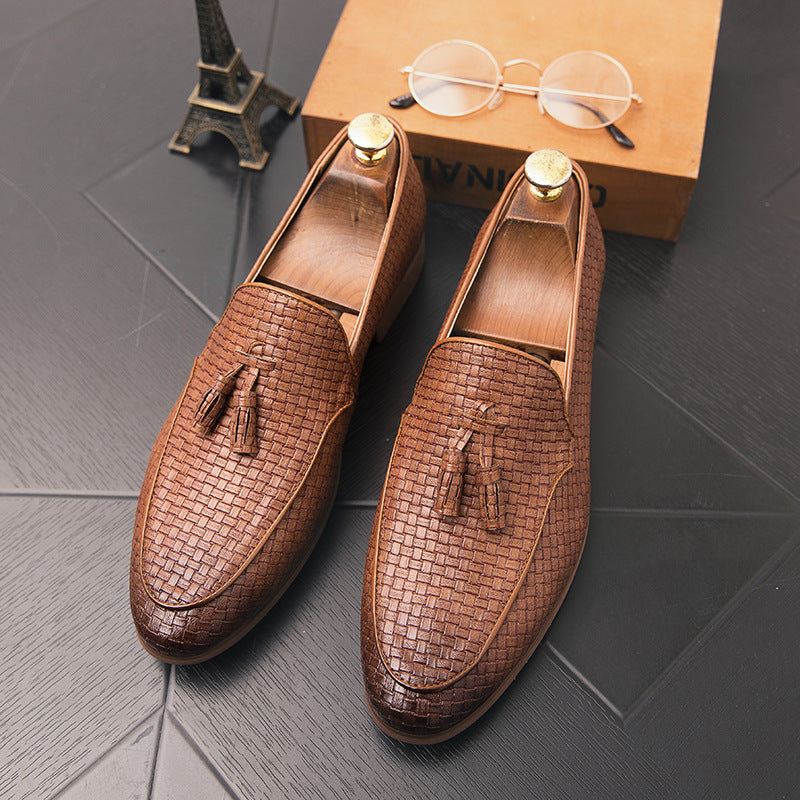 Stylish Loafers Made from Fine Materials (Stylische Loafers aus Edlen Materialien)