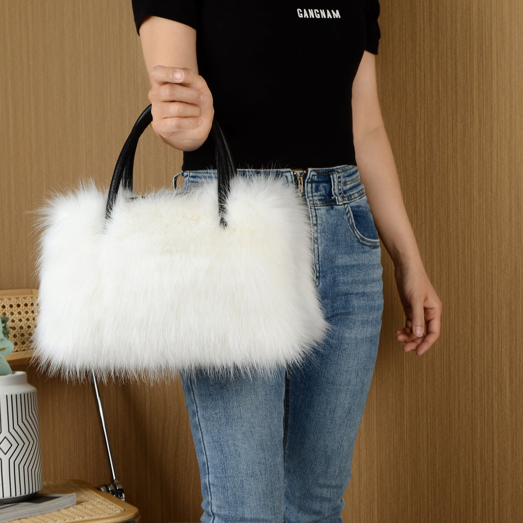 Luxury Fur Plush Hand Bag - Fashion (Stylische Handtasche Mit Luxuriösem Pelzakzent)