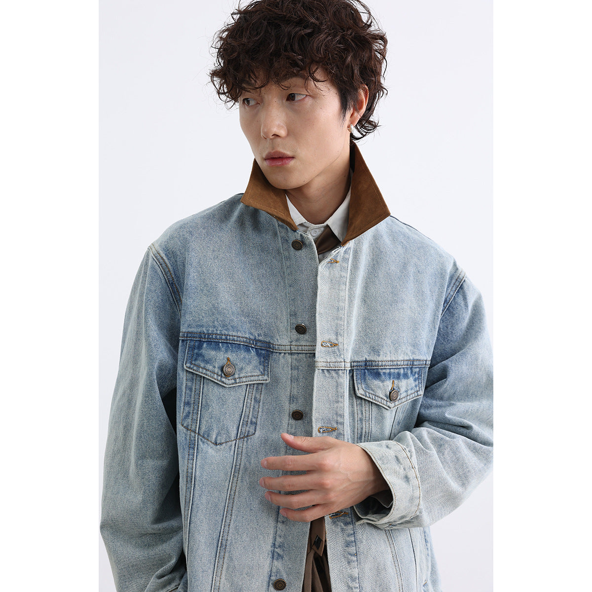 Classic Denim Jacket – Ice Blue Wash (Klassische Jeansjacke)