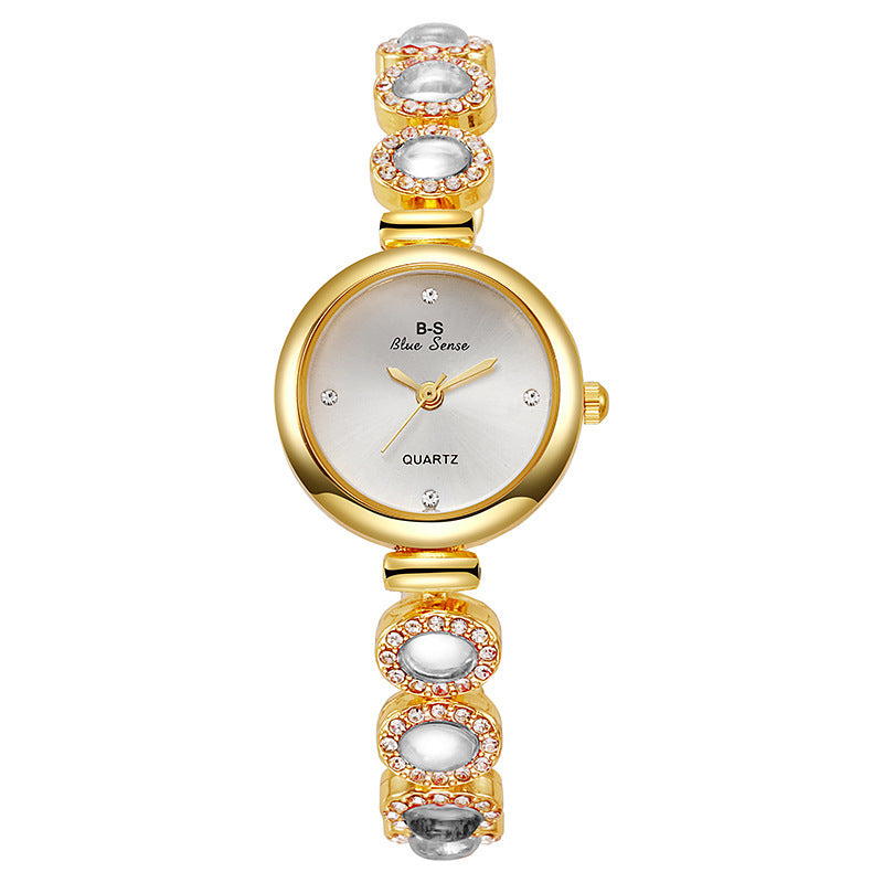 Elegant Diamond Watch – Round Dial (Elegante Diamantenuhr - Rundes Zifferblatt)