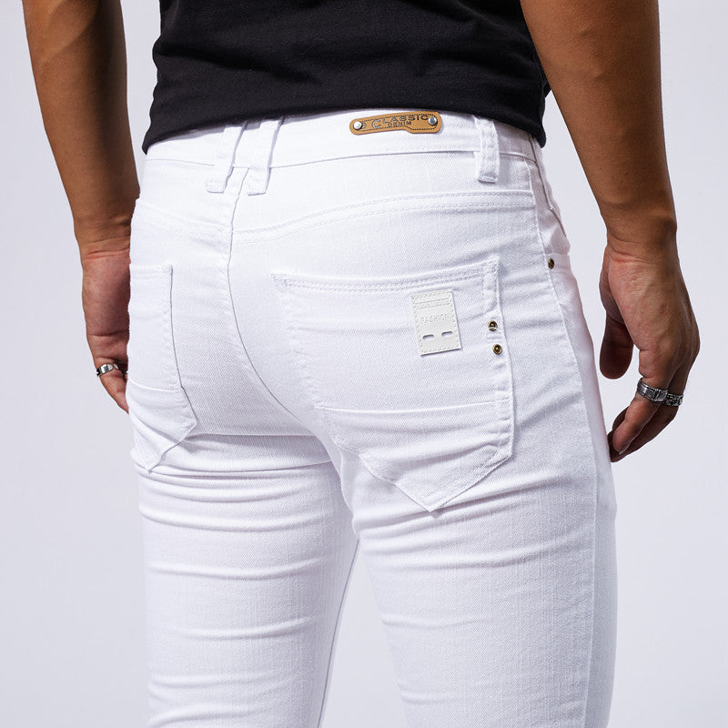 Stretch Skinny Jeans – White Fashion Style (Skinny-Jeans im Weissen Modernen Stil)