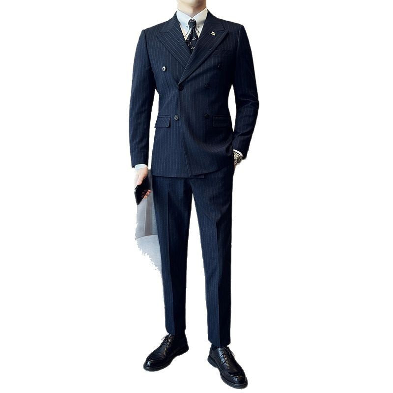 Classic Three-Piece Suit – Modern Casual Elegance (Dreiteiliger Anzug – Klassisch & Modern-Lässig)