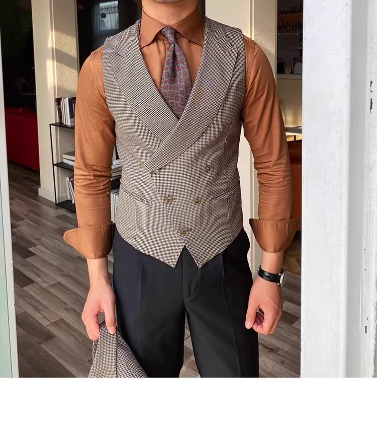 Tailored Waistcoat - Classy & Timeless (Figurbetonte Anzugweste – Klassik Trifft Moderne)