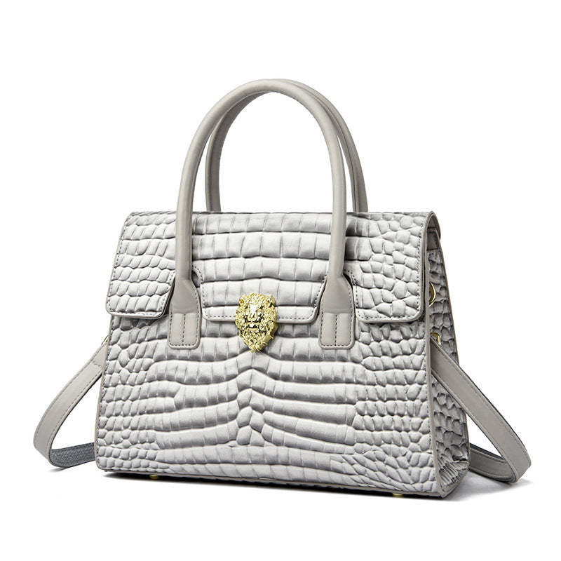 Luxury-Style Day-to-Night Bag (Tasche Im Luxus-Stil – Perfekt Von Tag Bis Abend)