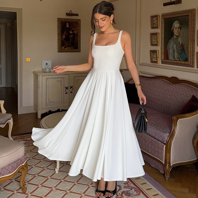 Elegant Full-Length Dress (Schlichtes Abendkleid Mit Raffinesse)