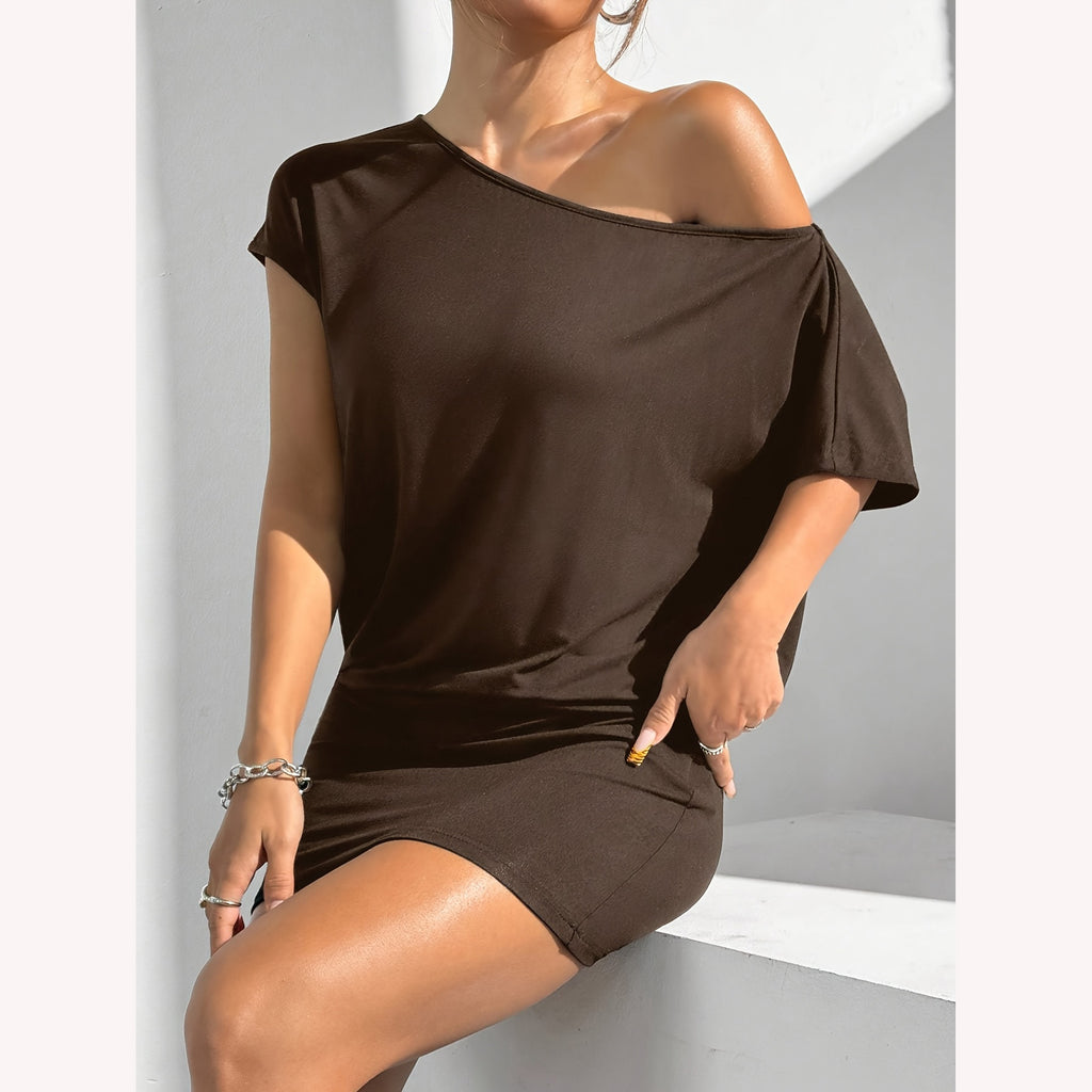 Designer One-Shoulder Dress (Stilvolles Kleid Mit One-Shoulder-Schnitt)