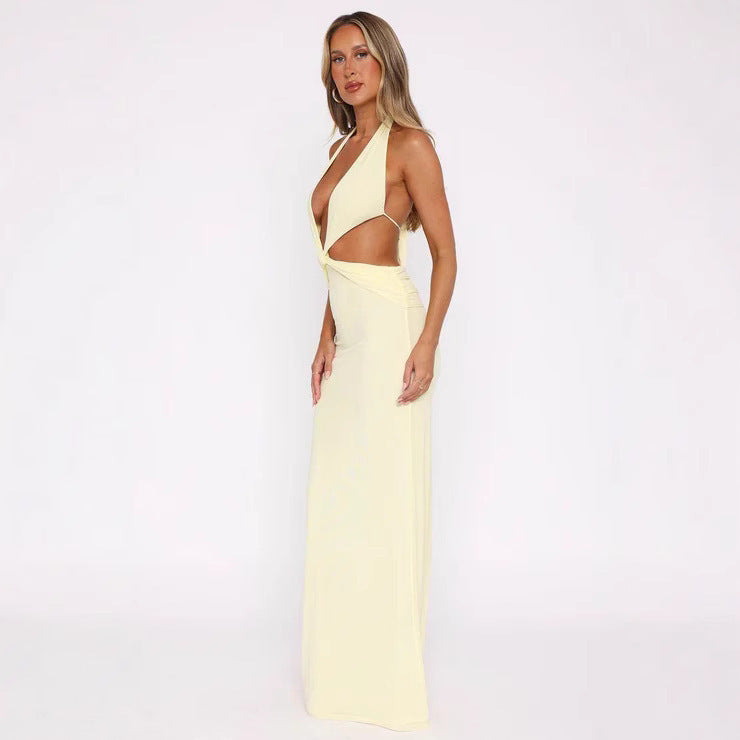 Elegant Backless Dress with Waist Cutout (Elegantes rückenfreies Kleid mit Taillen-Ausschnitt)