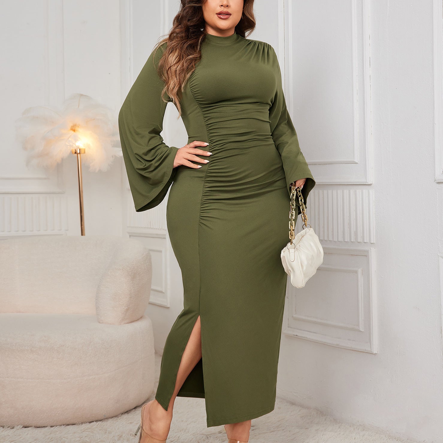 Elegant Bodycon Dress in Noble Green (Elegantes Figurbetontes Kleid in Edlem Grün)