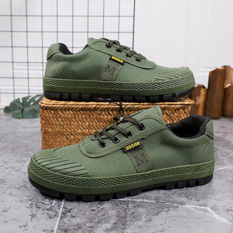 Men's Green Camouflage Sneakers (Herren-Sneaker im Grünen Camouflage-Design)