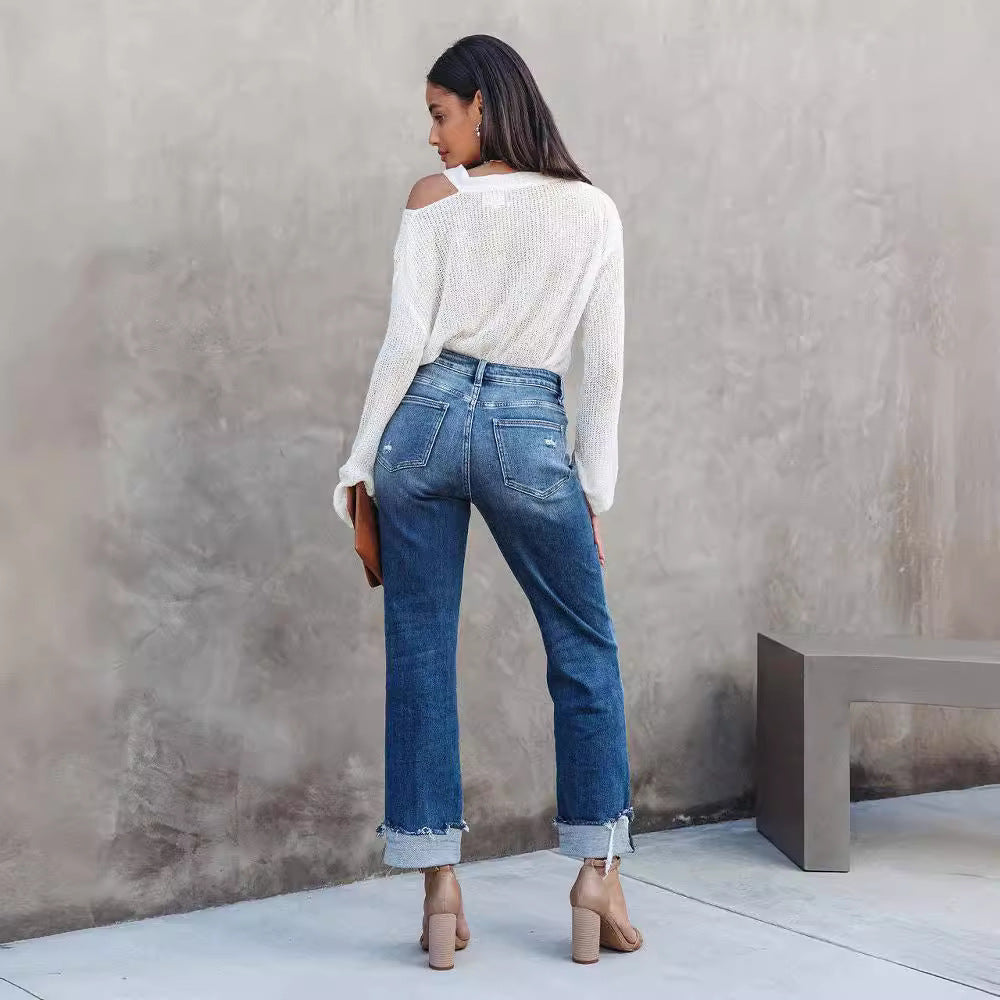 Classic Straight Denim (Klassische Jeans mit geradem Schnitt)