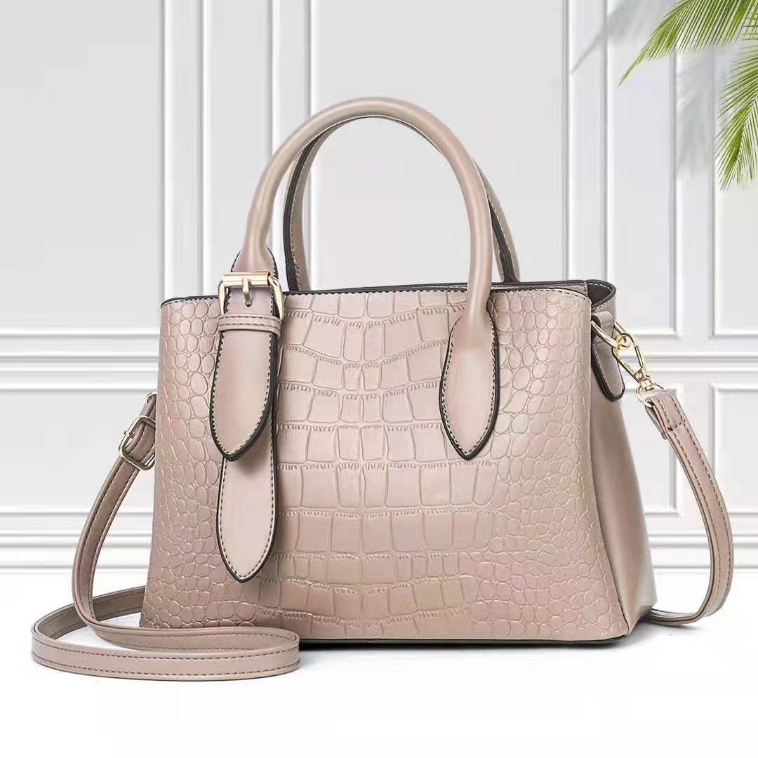 Luxury-Style Bag - Inspired by Gucci (Luxuriöse Designertasche – Inspiriert von Gucci)