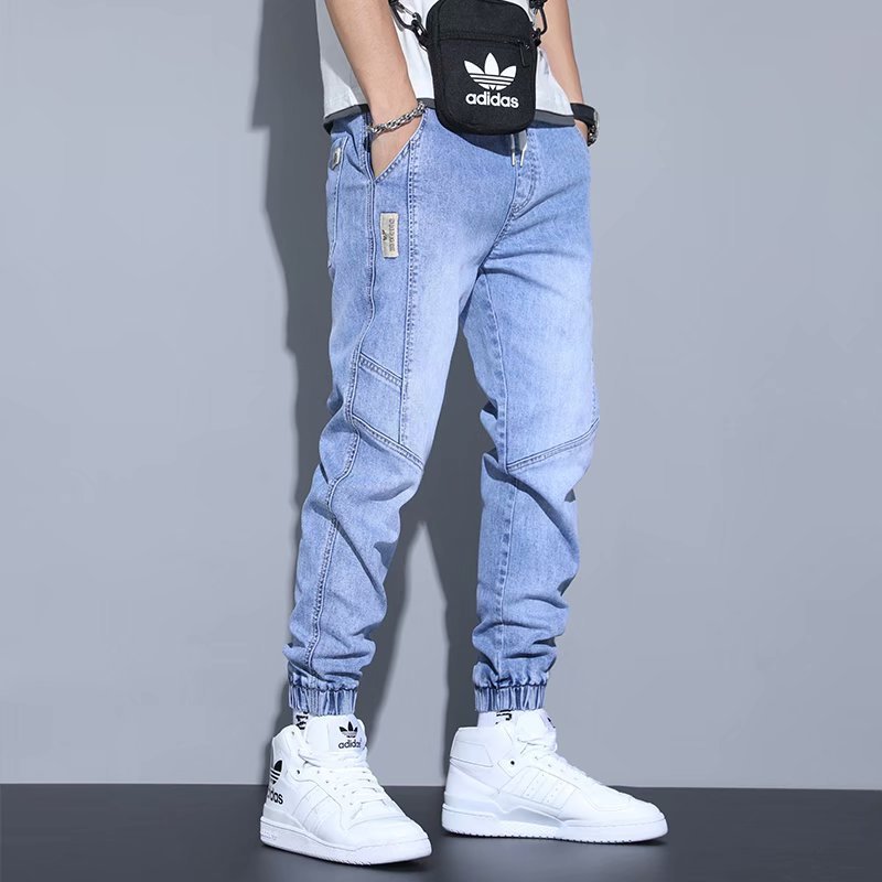 Slim Tapered Jeans (Schmal Zulaufende Jeans)