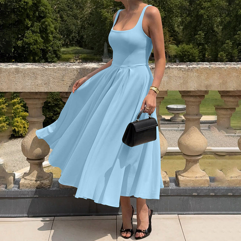Elegant Full-Length Dress (Schlichtes Abendkleid Mit Raffinesse)