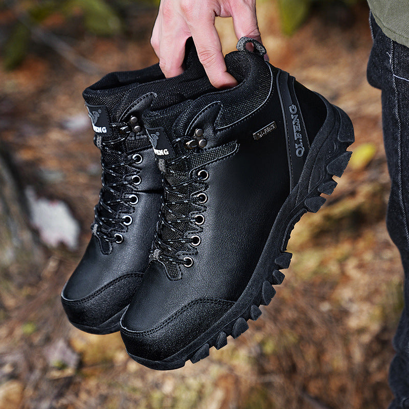 Fashionable Outdoor Walking Shoes (Outdoor-Wanderschuhe - Modisch und Bequem)